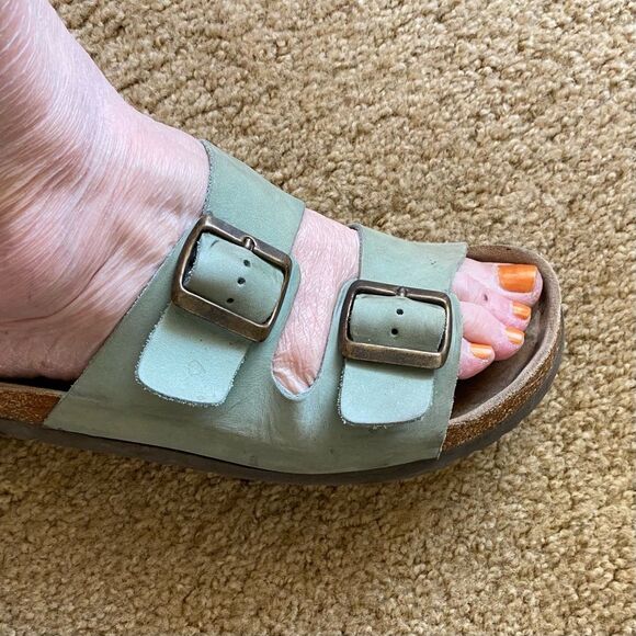 J CREW, Suede sandals, brass buckles, Aqua, sz 10 - Picture 2 of 7